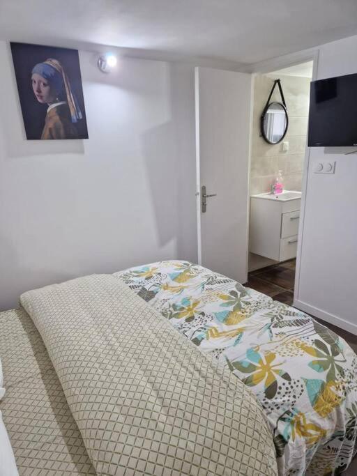 Studio 2 Pers Paris/Bourget/Cdg/Parc D'Exposition Aulnay-sous-Bois Luaran gambar